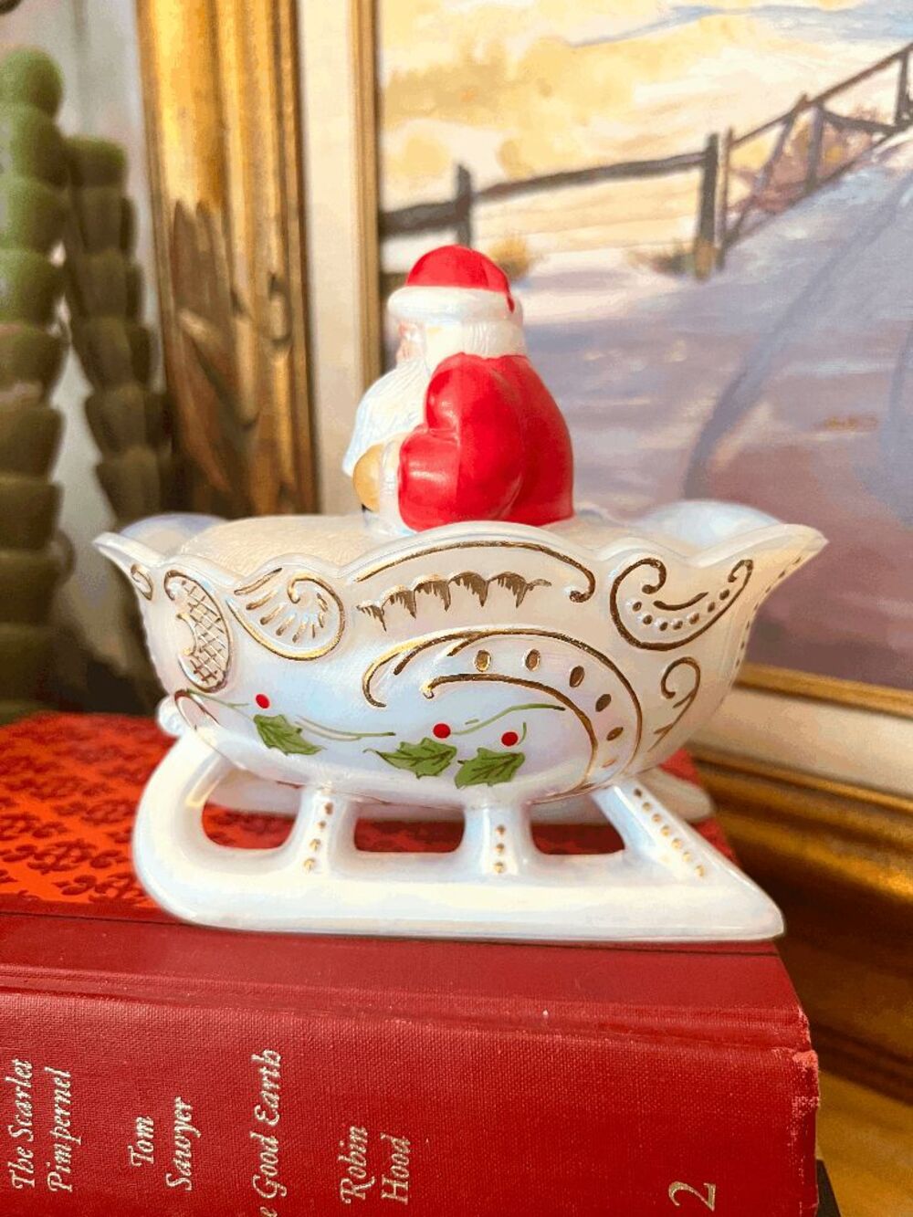 Vintage Westmoreland Decorated White Glass Santa Sleigh Covered Candy Dish – San